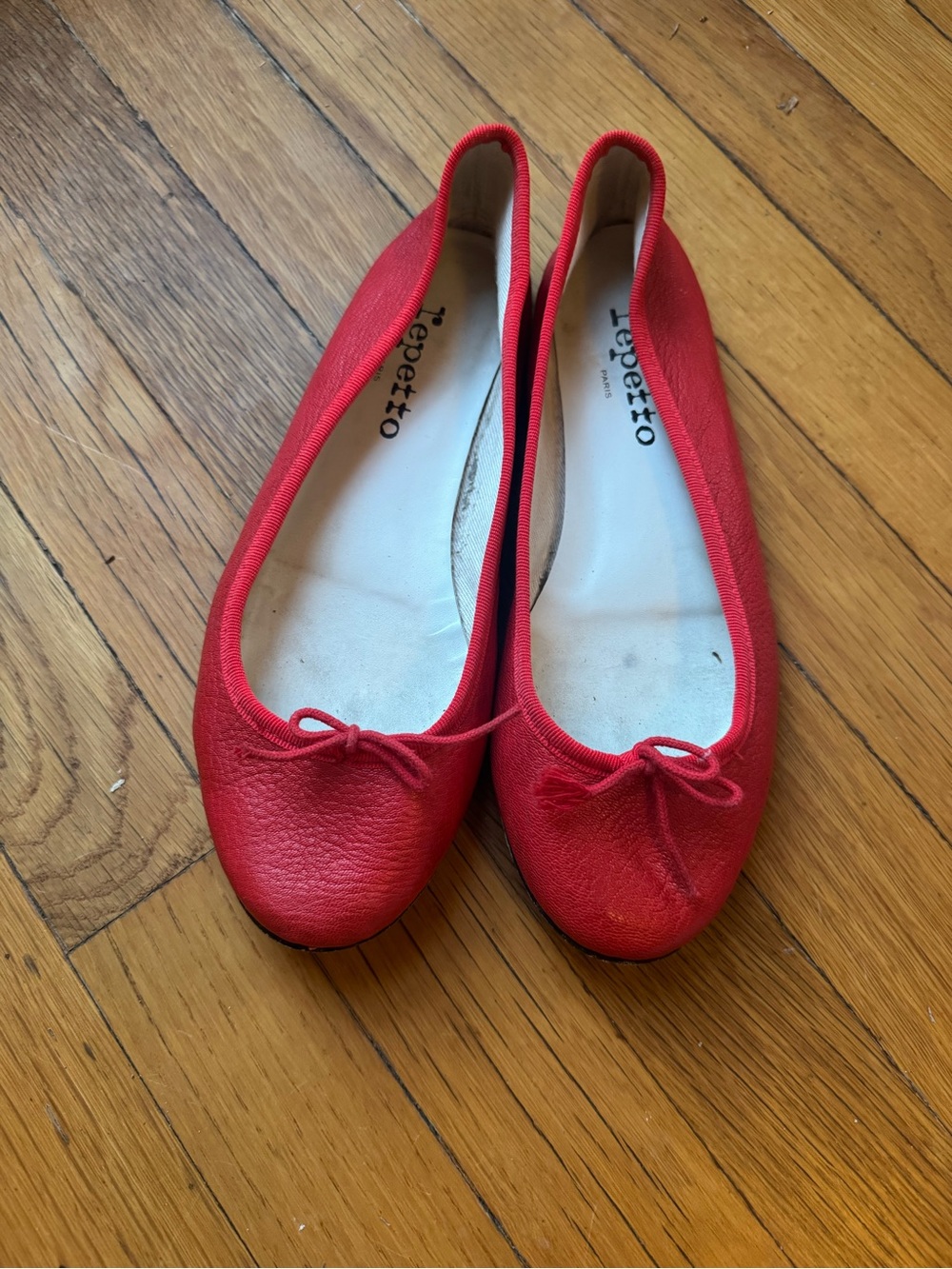 Repetto Cendrillon Red Leather Ballet Flats